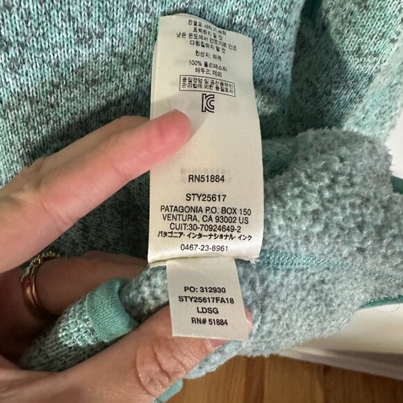 Patagonia Women's Better Sweater 1/4‎ Zip Pullover - Picture 5 of 6